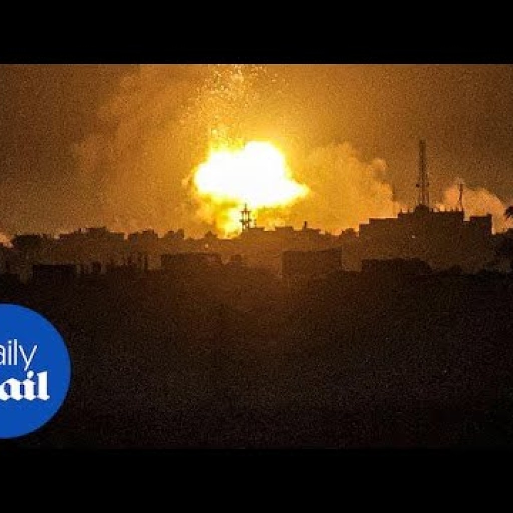 IDF ‘dismantles Hamas command centre’ in Khan Younis IDF ‘dismantles Hamas command centre’ in Khan Younis