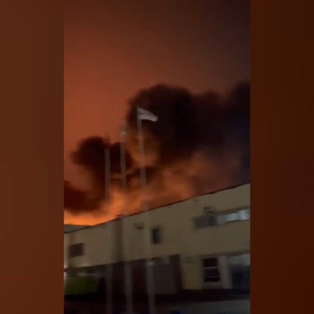 Explosion rips through factory used as Russian military headquarter in Mariupol after missile strike Explosion rips through factory used as Russian military headquarter in Mariupol after missile strike