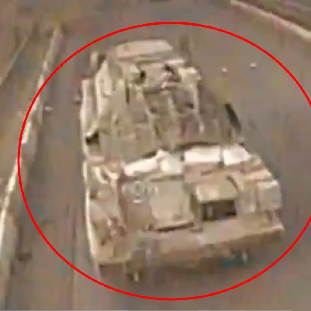 FPV Drone Strike Tor-M2 SAM While Driving FPV Drone Strike Tor-M2 SAM While Driving