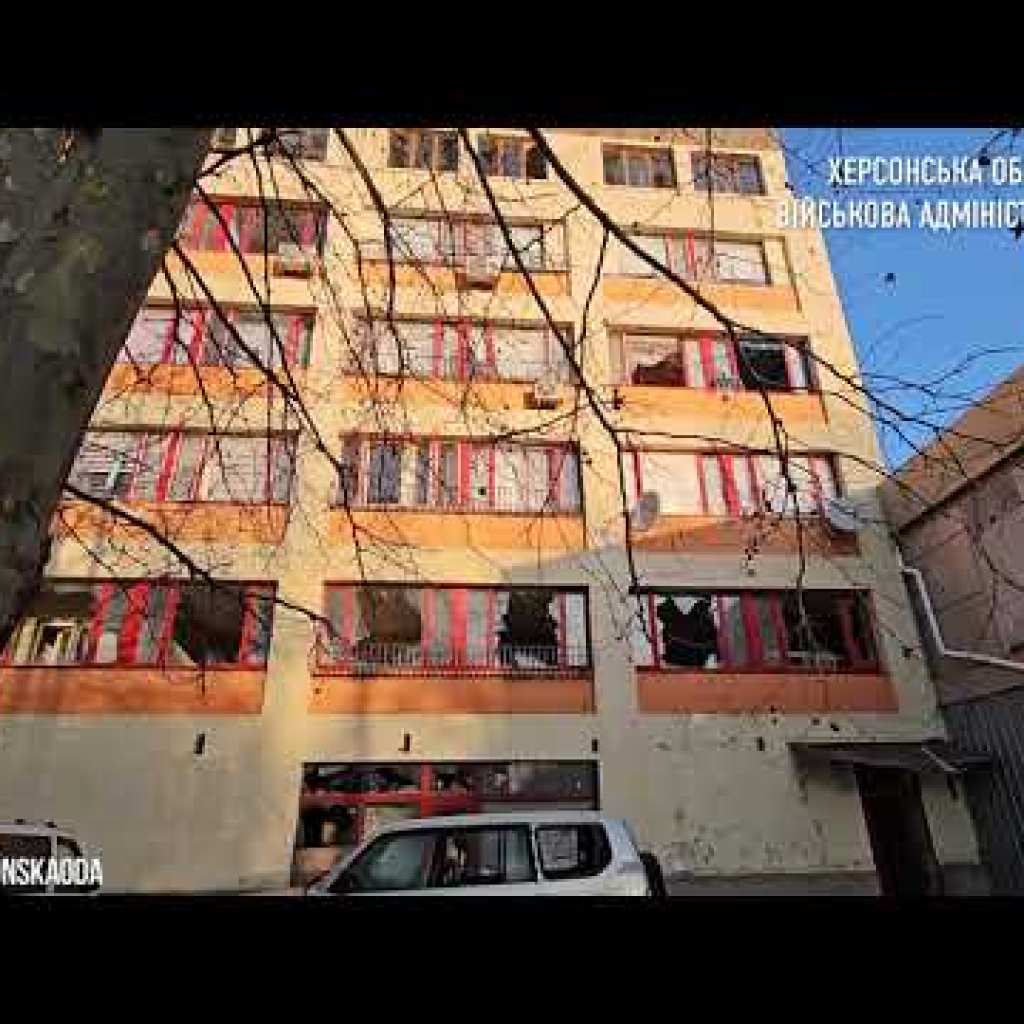 All weekend, the occupiers rummaged through the residential quarters of Kherson All weekend, the occupiers rummaged through the residential quarters of Kherson