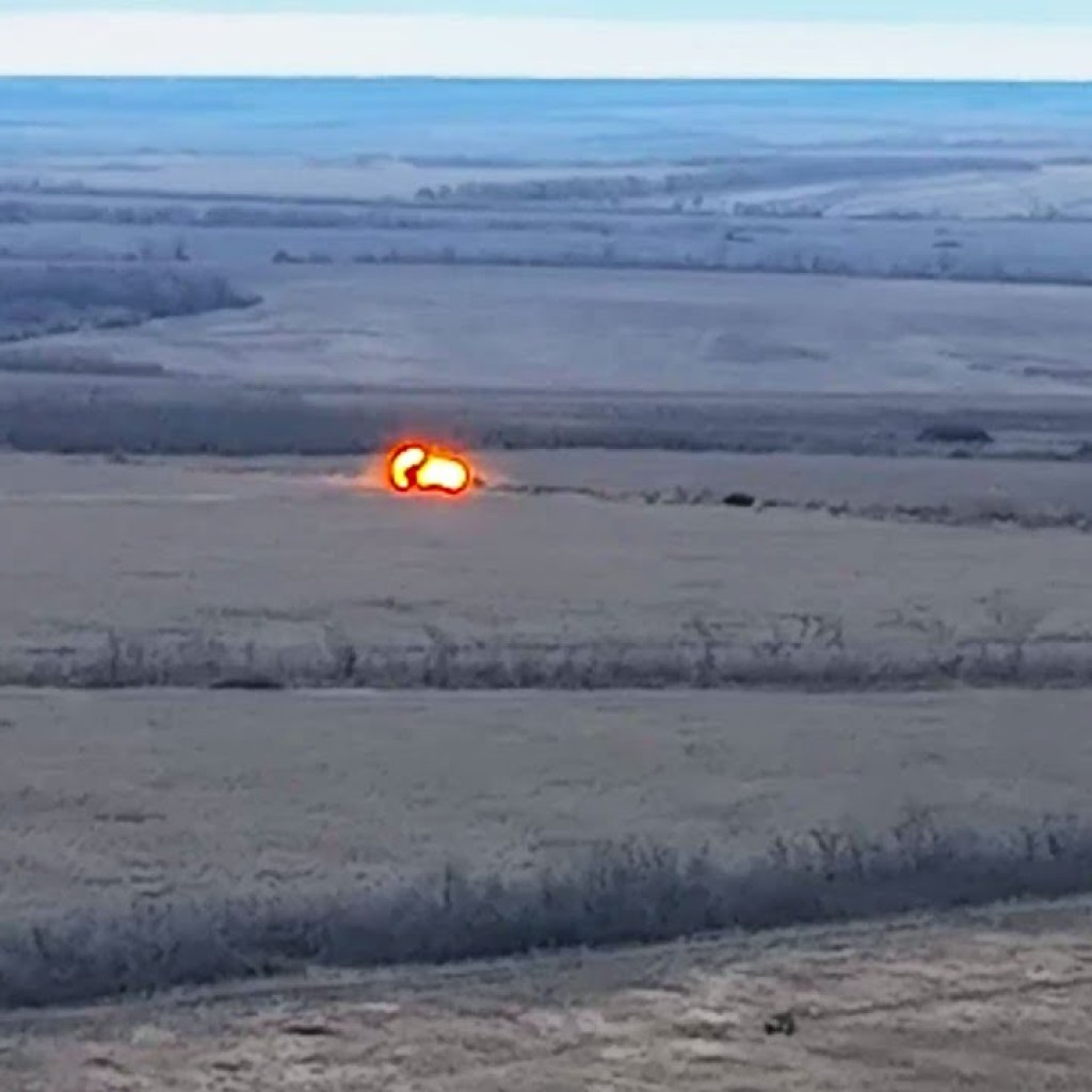 Aerial reconnaissance destroyed two enemy armored personnel carriers with landing forces Aerial reconnaissance destroyed two enemy armored personnel carriers with landing forces