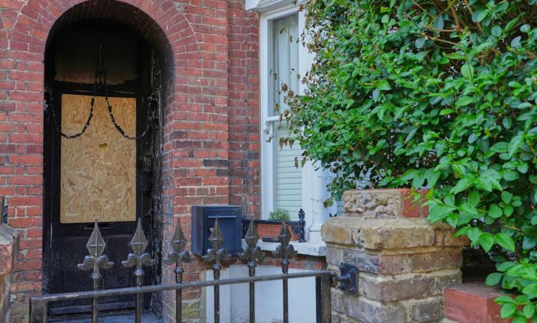 Russia denies participating in arson on properties linked to British Prime Minister Steamer Russia denies participating in arson on properties linked to British Prime Minister Steamer