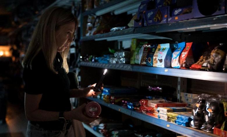Five things you need if a power outage Five things you need if a power outage