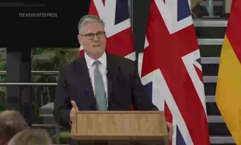 Britain’s Starmer pays tribute to the new “unprecedented” treaty with Germany as a briefing with Meers Britain’s Starmer pays tribute to the new “unprecedented” treaty with Germany as a briefing with Meers