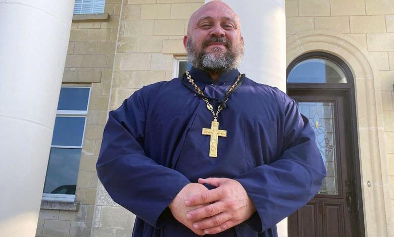 Young American man joins Russian church, promising “absurd masculinity” Young American man joins Russian church, promising “absurd masculinity”