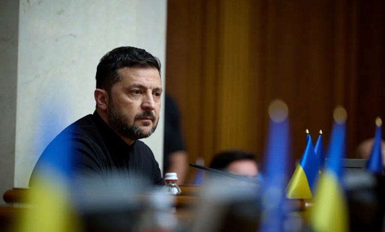 Ukrainian parliament passed a bill that weakened anti-corruption institutions. The public is angry Ukrainian parliament passed a bill that weakened anti-corruption institutions. The public is angry