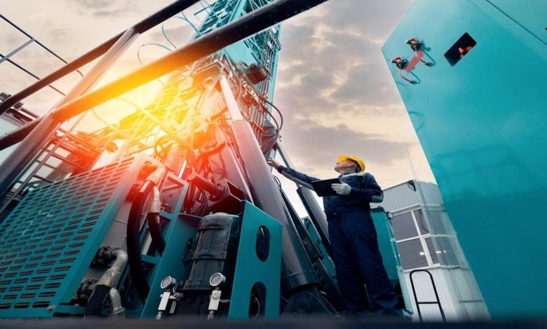 Oil companies target oil exploration areas outside Brazil Oil companies target oil exploration areas outside Brazil