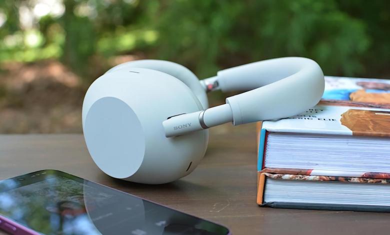This Amazon bundle includes Sony WH-1000XM6 headsets and a free gift card This Amazon bundle includes Sony WH-1000XM6 headsets and a free gift card