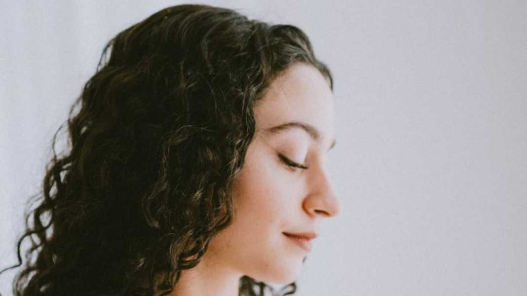 Haircare Routines of Four People with Great Hair: Transforming from Curly & Voluminous to Ultra-Fine