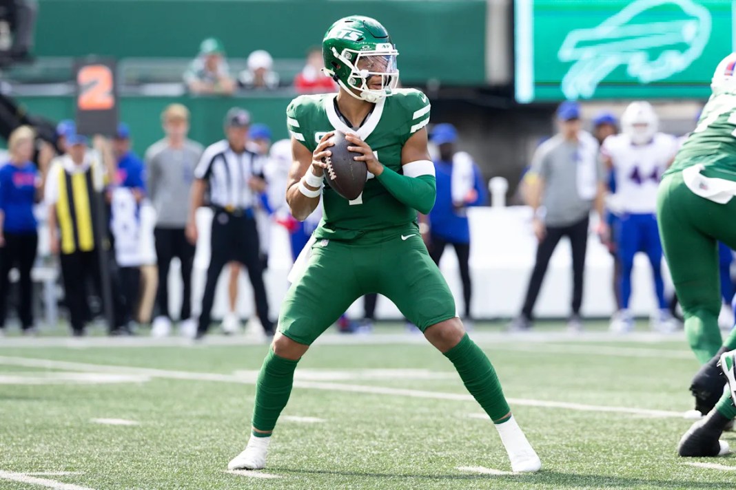 NFL News and Injury Updates: Justin Fields Out with Concussion, Jayden Daniels Misses Practice