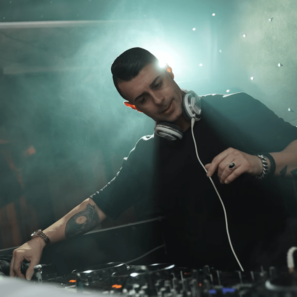 Spotify now directly integrates with DJ software Spotify now directly integrates with DJ software