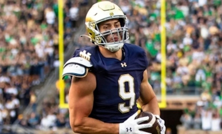 Eli Raridon brings Notre Dame pedigree, Gronk-like traits to the Patriots Eli Raridon brings Notre Dame pedigree, Gronk-like traits to the Patriots