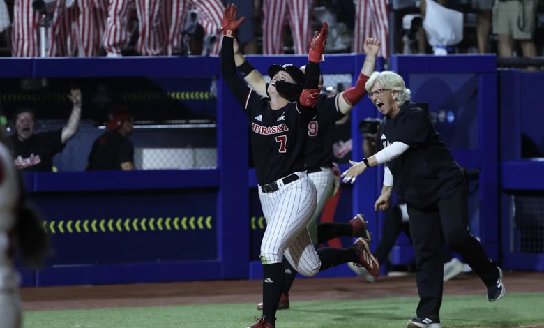HUSKERS Win One All Year – And It Could Be Their Only WCWS Start: NEBRASKA 5 – Arkansas 3 (10 inn.) HUSKERS Win One All Year – And It Could Be Their Only WCWS Start: NEBRASKA 5 – Arkansas 3 (10 inn.)