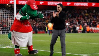 A resilient Arsenal are doing it the hard way but the Premier League title is now up for grabs A resilient Arsenal are doing it the hard way but the Premier League title is now up for grabs