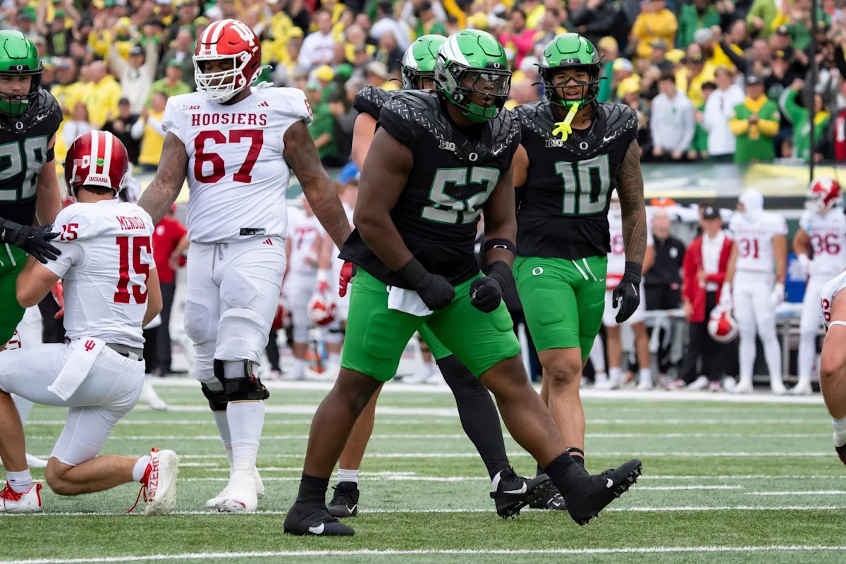 Two Oregon standouts named to ESPN’s way-too-early All-American team Two Oregon standouts named to ESPN’s way-too-early All-American team