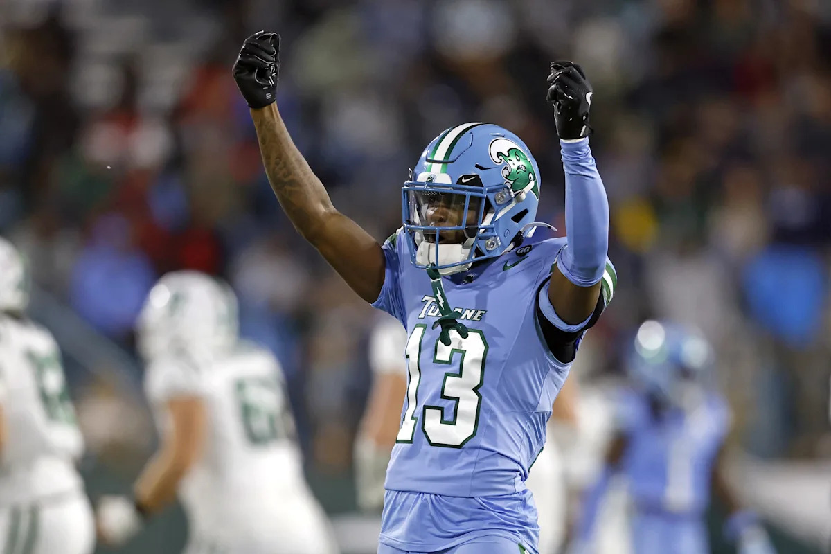 American Notebook: Tulane title bound, Alamodome magic fades, ECU and USF dominate American Notebook: Tulane title bound, Alamodome magic fades, ECU and USF dominate