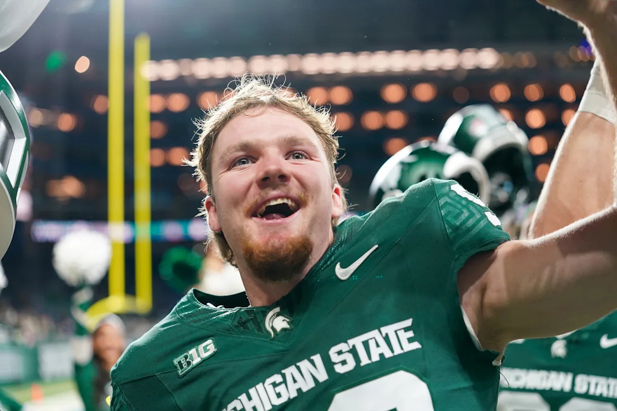 Punter Rhys Dakin journeys from Down Under to Michigan State football Punter Rhys Dakin journeys from Down Under to Michigan State football