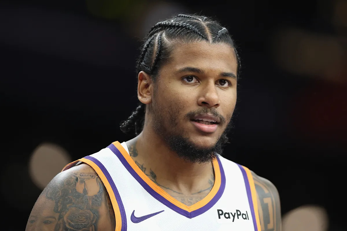 Suns G Jalen Green reportedly out at least 4-6 weeks with hamstring injury in 1st season with Phoenix since arriving in Kevin Durant trade Suns G Jalen Green reportedly out at least 4-6 weeks with hamstring injury in 1st season with Phoenix since arriving in Kevin Durant trade