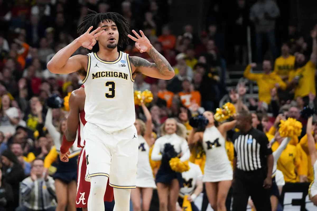 Michigan vs Tennessee live updates, predictions, time, how to watch Elite 8 game Michigan vs Tennessee live updates, predictions, time, how to watch Elite 8 game