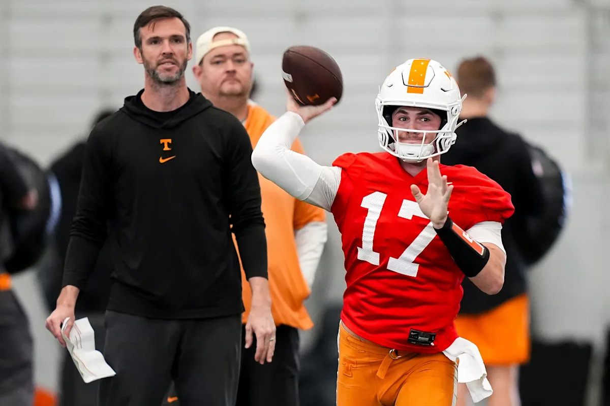 It’s obvious why Deion Sanders adored Tennessee football QB Ryan Staub It’s obvious why Deion Sanders adored Tennessee football QB Ryan Staub