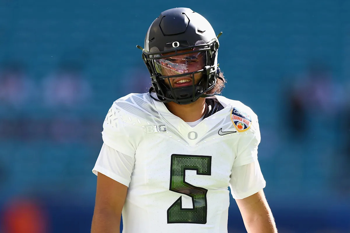 Where Dante Moore ranks nationally among power conference QBs Where Dante Moore ranks nationally among power conference QBs