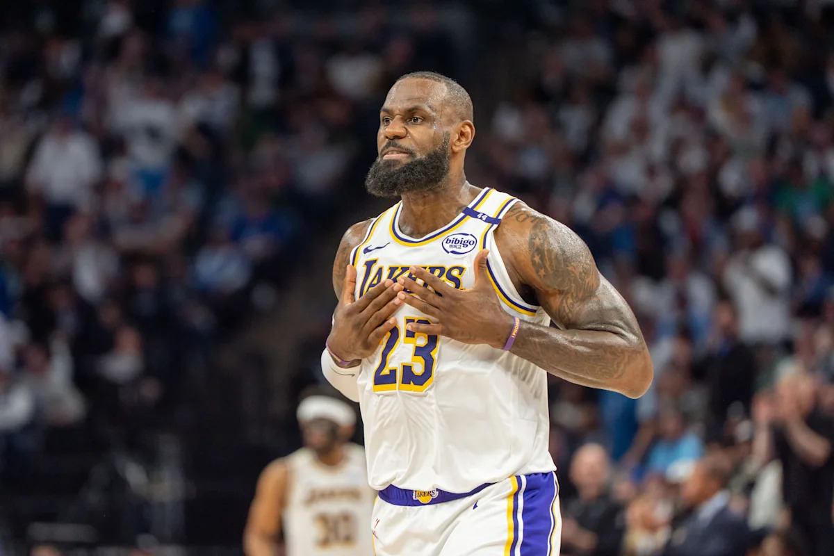 Fantasy Basketball: Roundup and analysis for NBA Free Agency, LeBron James, James Harden, more Fantasy Basketball: Roundup and analysis for NBA Free Agency, LeBron James, James Harden, more