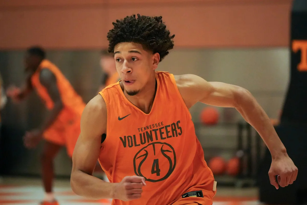 Tennessee basketball guard Clarence Massama transfers to UC Irvine Tennessee basketball guard Clarence Massama transfers to UC Irvine