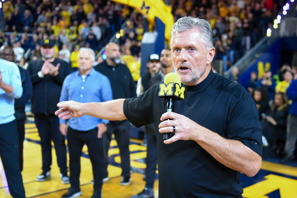 Elite recruit from the Midwest sets spring visit to Michigan Football Elite recruit from the Midwest sets spring visit to Michigan Football