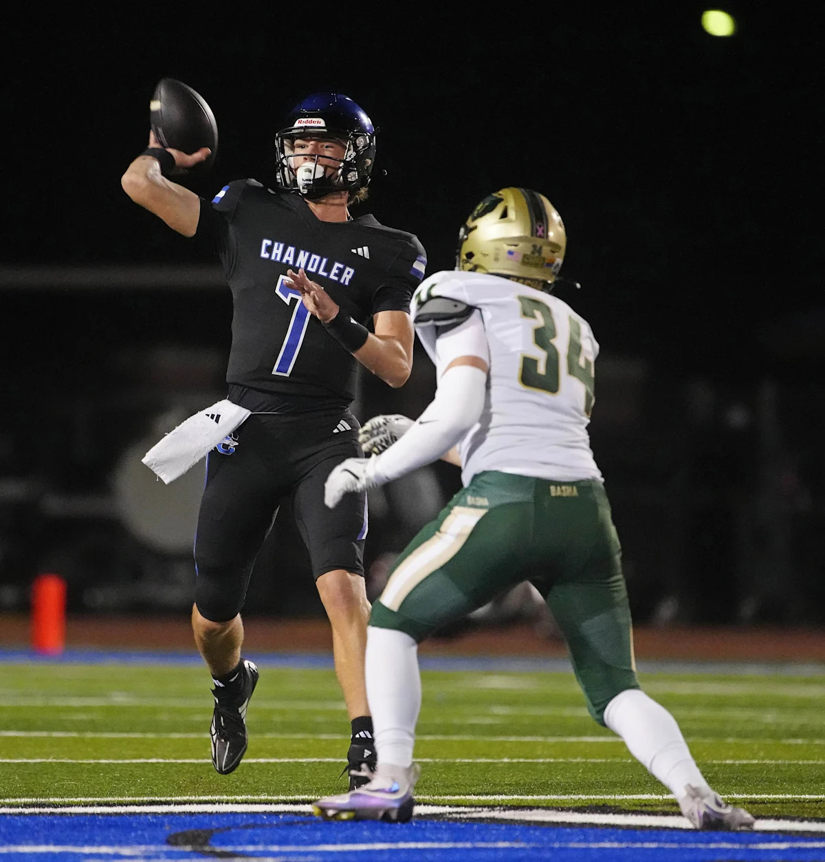Chandler’s Will Mencl named ALL-USA Football Team QB finalist Chandler’s Will Mencl named ALL-USA Football Team QB finalist