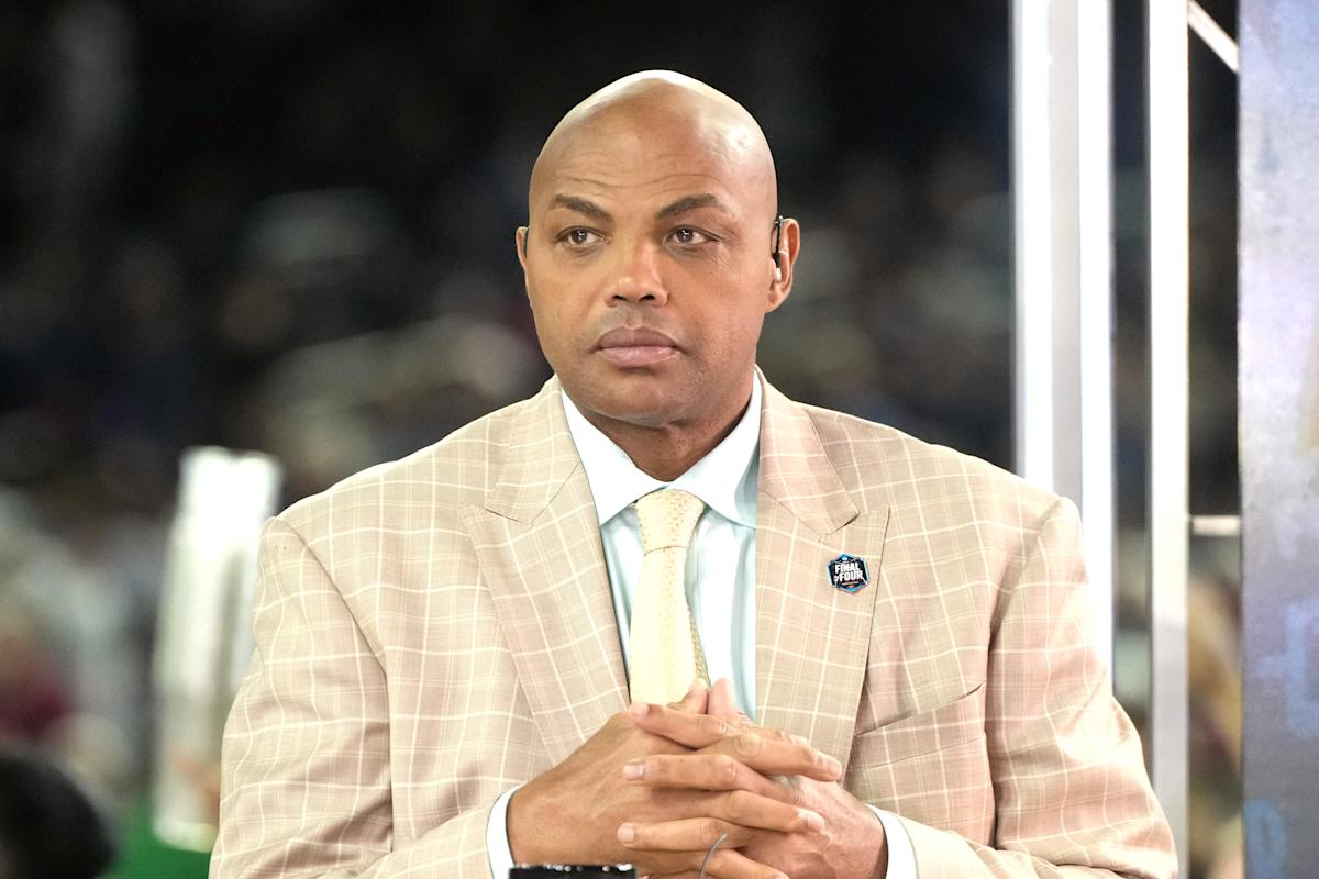 Charles Barkley takes direct shot at future ESPN coworkers over Lakers, Warriors coverage: ‘Y’all are idiots’ Charles Barkley takes direct shot at future ESPN coworkers over Lakers, Warriors coverage: ‘Y’all are idiots’