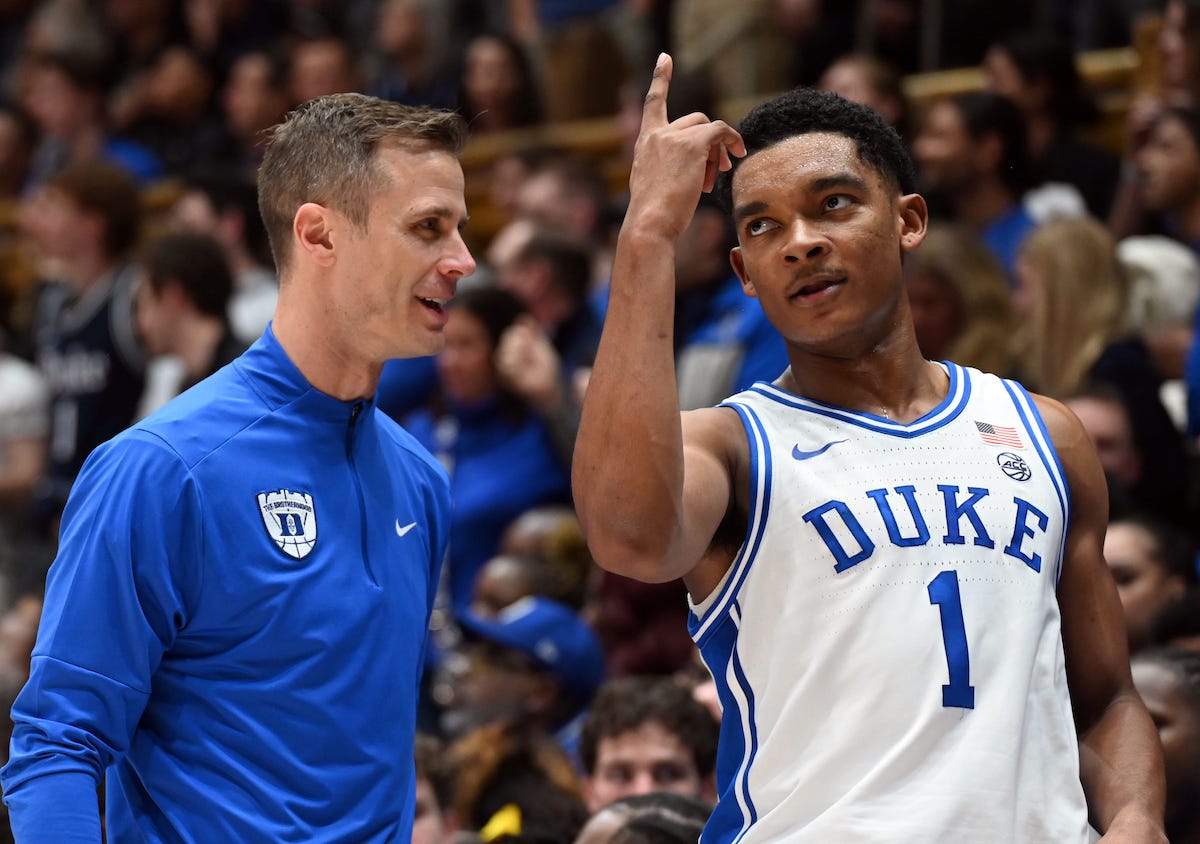 Duke comes in at No. 2 in early college basketball poll prediction Duke comes in at No. 2 in early college basketball poll prediction