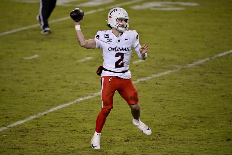 Brendan Sorsby taking indefinite leave of absence from Texas Tech Brendan Sorsby taking indefinite leave of absence from Texas Tech