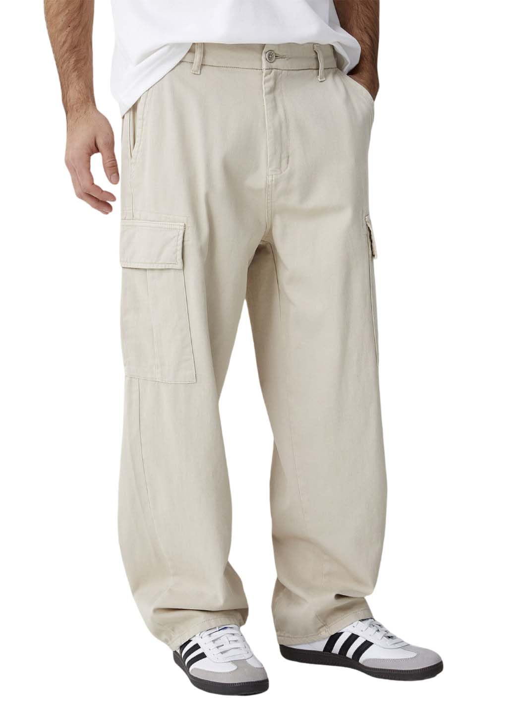 KOTTY Men’s Solid Mid Rise Straight Fit Stylish Looking Cargo Jeans KOTTY Men’s Solid Mid Rise Straight Fit Stylish Looking Cargo Jeans