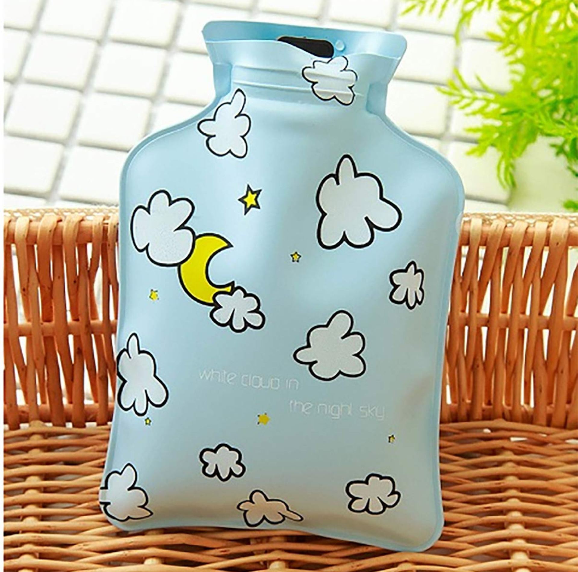 MosQuick® Portable Hot Water Bag Small for Babies, Kids & Adults – 1 Pc Blue (Print May Vary) MosQuick® Portable Hot Water Bag Small for Babies, Kids & Adults – 1 Pc Blue (Print May Vary)