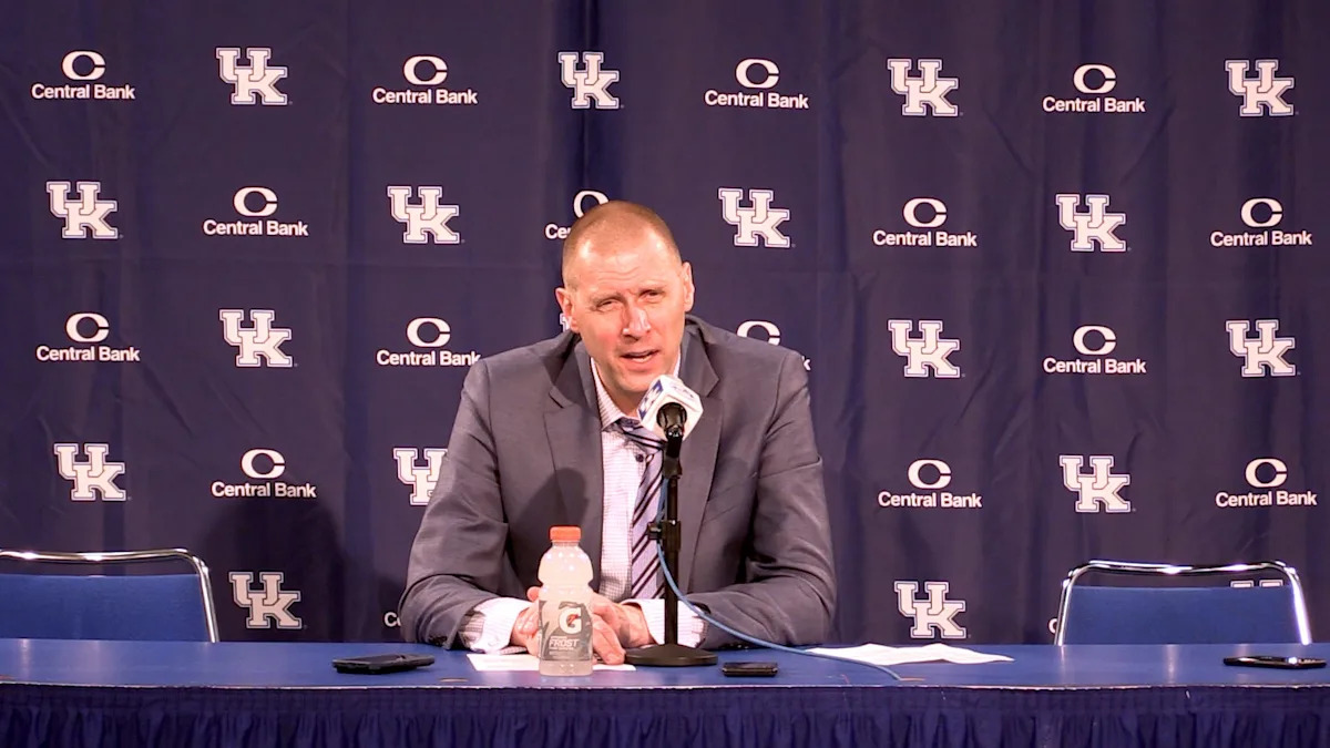 Mark Pope says Kentucky is rebuilding identification by spacing and communication Mark Pope says Kentucky is rebuilding identification by spacing and communication