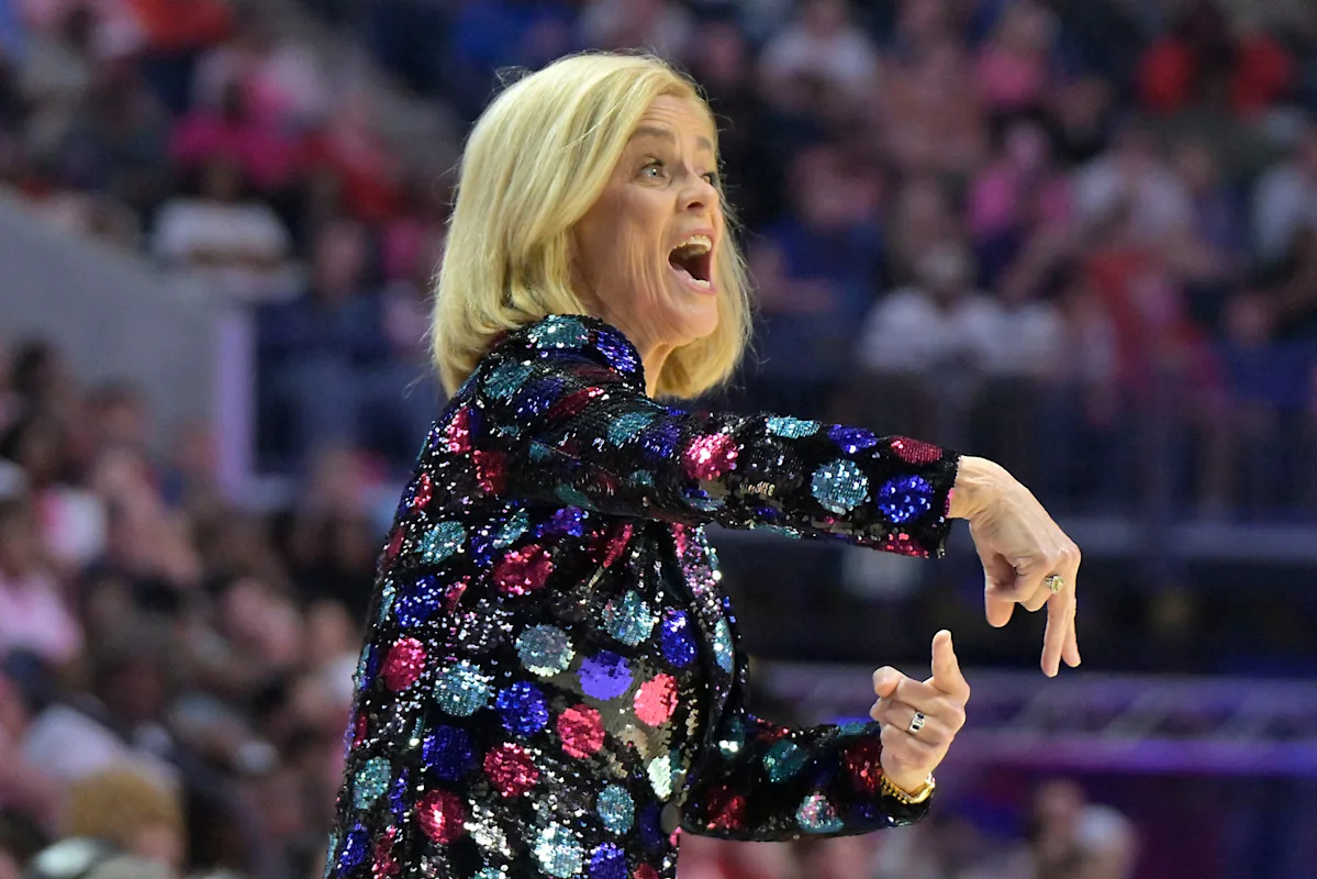 Kim Mulkey says this teaching resolution allowed LSU to rally v Ole Miss Kim Mulkey says this teaching resolution allowed LSU to rally v Ole Miss