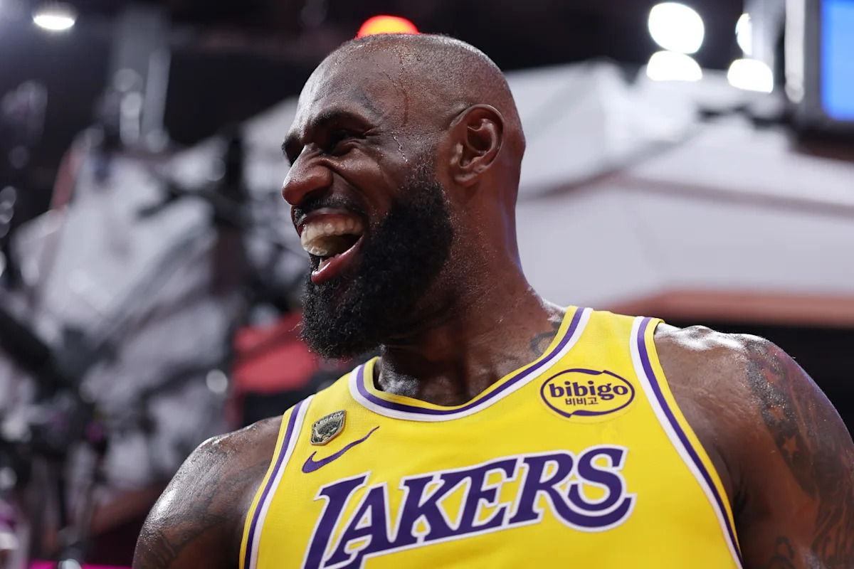 Lakers star LeBron James reaches one other postseason scoring milestone Lakers star LeBron James reaches one other postseason scoring milestone