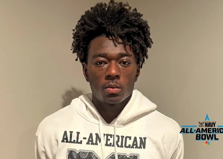 Defensive Again Allen Evans Honored as a 2026 Navy All-American Defensive Again Allen Evans Honored as a 2026 Navy All-American