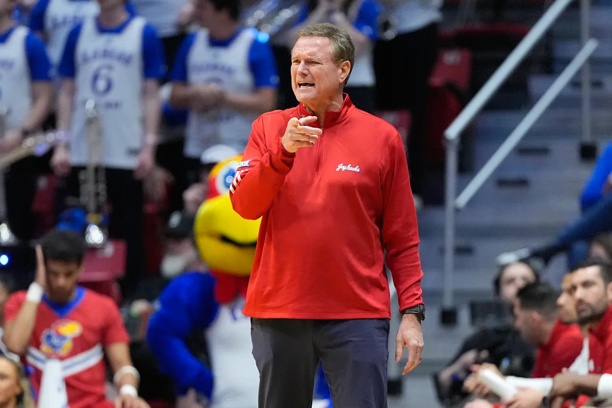 Kansas males’s basketball HC Invoice Self denies retirement rumors: ‘No information. Dangerous information.’ Kansas males’s basketball HC Invoice Self denies retirement rumors: ‘No information. Dangerous information.’