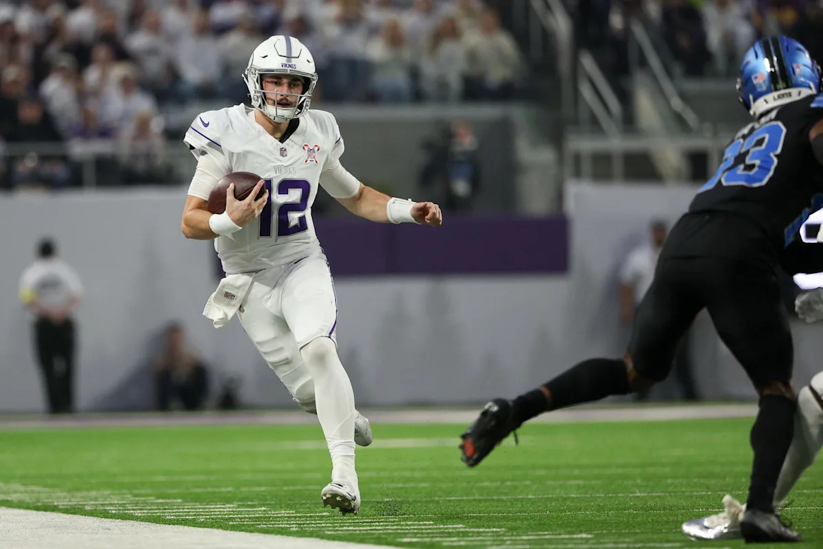 Vikings be part of undesirable firm with offensive efficiency in Week 17 Vikings be part of undesirable firm with offensive efficiency in Week 17