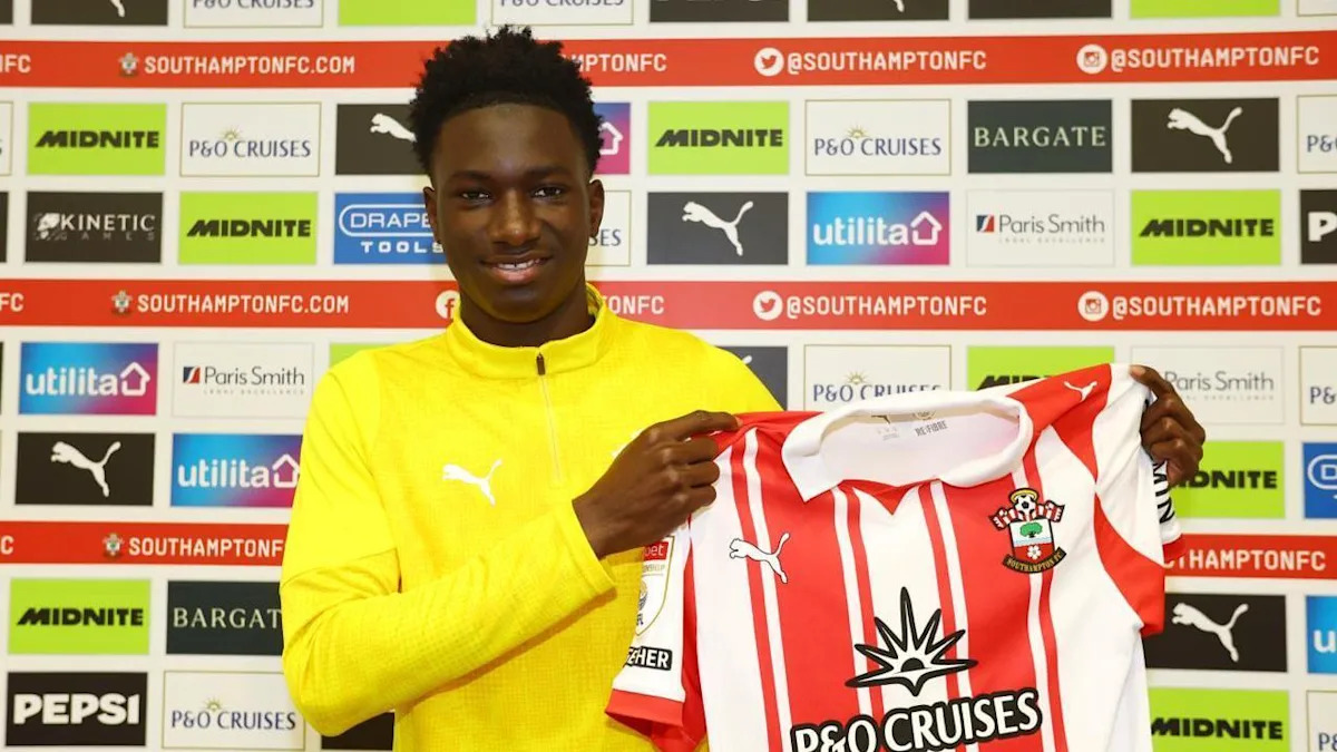 Southampton signal teenage midfielder Tounkara Southampton signal teenage midfielder Tounkara