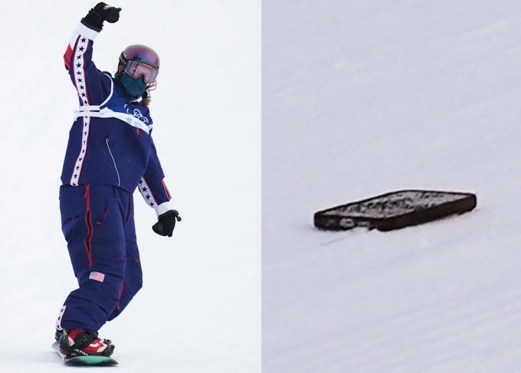 Crew USA Snowboarder Jessica Perlmutter Drops Telephone Mid-Air With Headphone Wires Dangling Out at Olympics Crew USA Snowboarder Jessica Perlmutter Drops Telephone Mid-Air With Headphone Wires Dangling Out at Olympics
