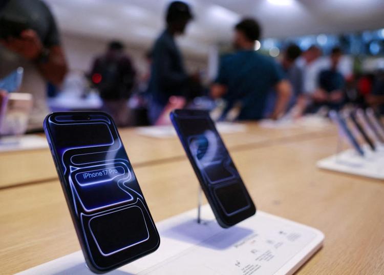Apple is closing three US shops, together with the primary to unionize Apple is closing three US shops, together with the primary to unionize