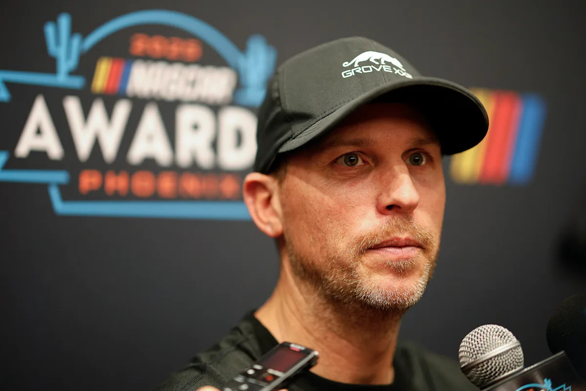 Dennis Hamlin, father of NASCAR driver Denny Hamlin, dies from accidents sustained in home hearth Dennis Hamlin, father of NASCAR driver Denny Hamlin, dies from accidents sustained in home hearth