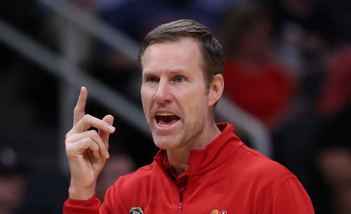 Fred Hoiberg’s coronary heart visibly ripped in half on Nebraska’s grave 4-player mistake Fred Hoiberg’s coronary heart visibly ripped in half on Nebraska’s grave 4-player mistake