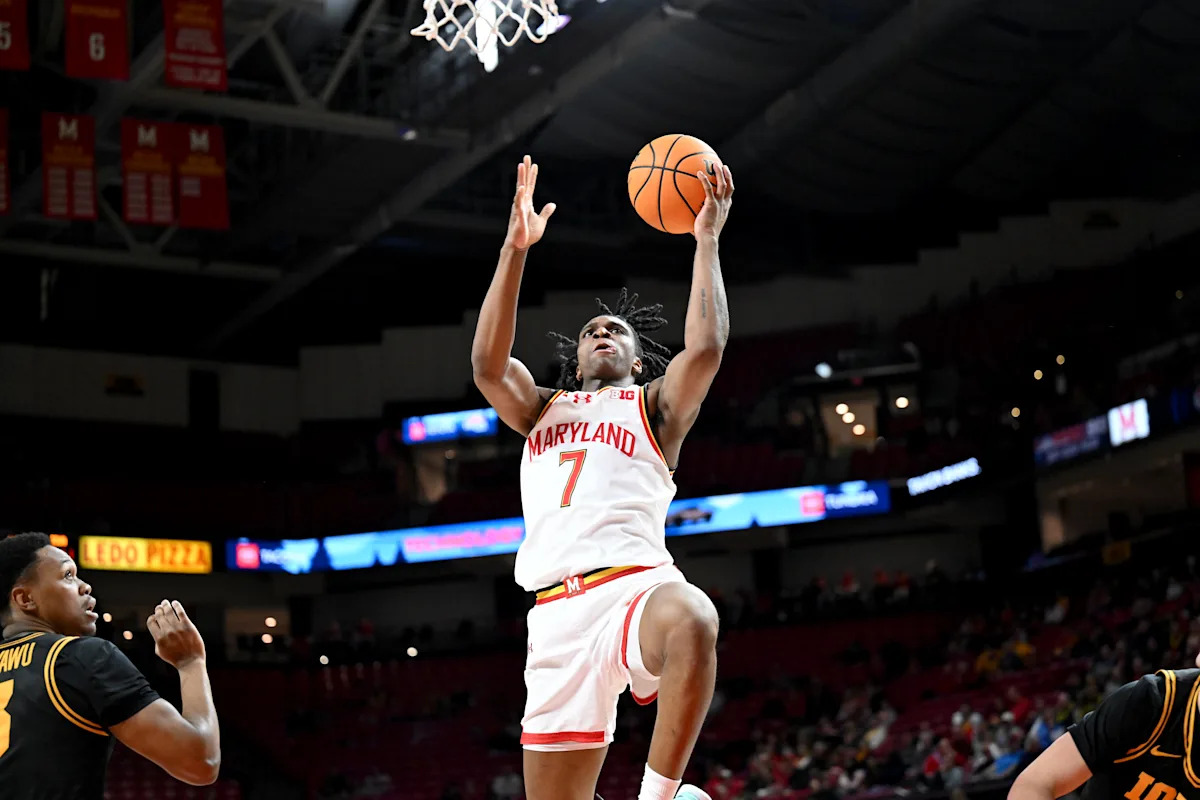 Maryland males’s basketball shocks Iowa, 77-70, in second straight win Maryland males’s basketball shocks Iowa, 77-70, in second straight win