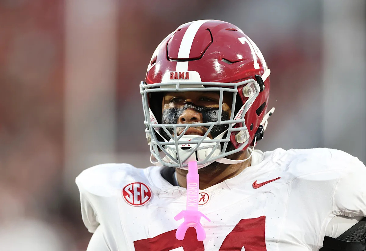 Ought to the Eagles commerce right down to accumulate extra NFL Draft property? Ought to the Eagles commerce right down to accumulate extra NFL Draft property?