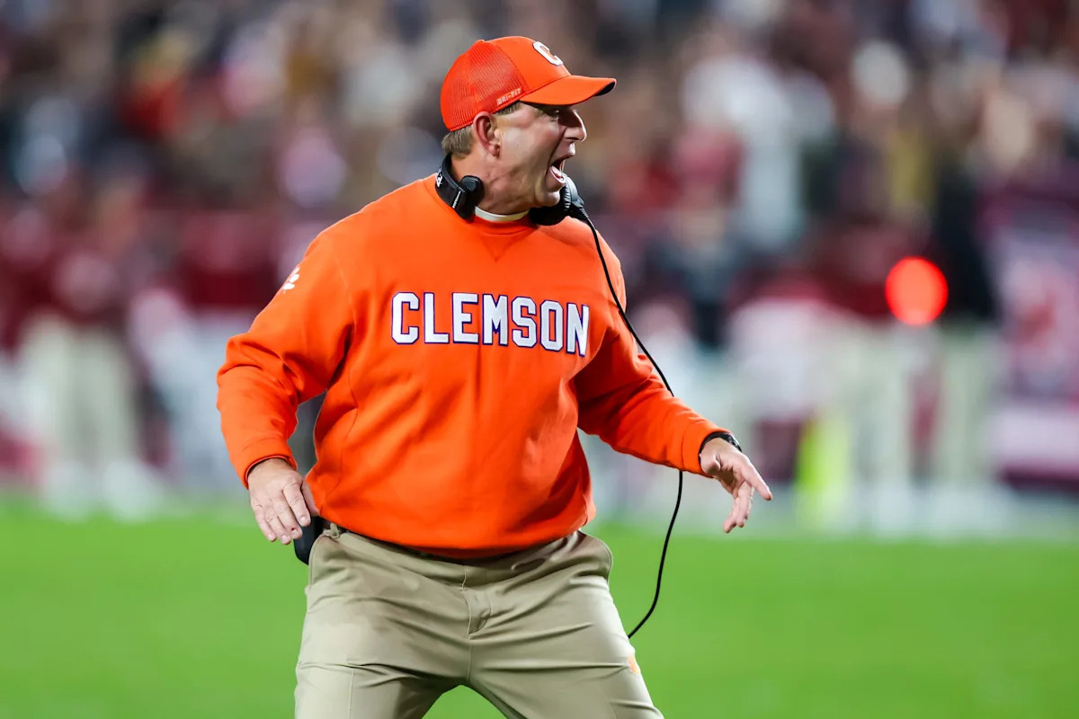 Clemson lands three-star 2027 security Seth Williams Clemson lands three-star 2027 security Seth Williams