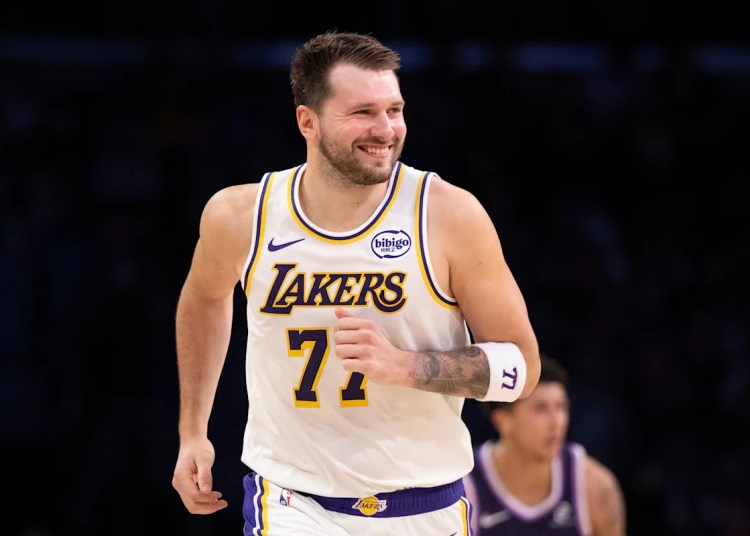 Luka and LeBron lead Lakers previous Kings 128-104 to finish back-to-back weekend wins Luka and LeBron lead Lakers previous Kings 128-104 to finish back-to-back weekend wins