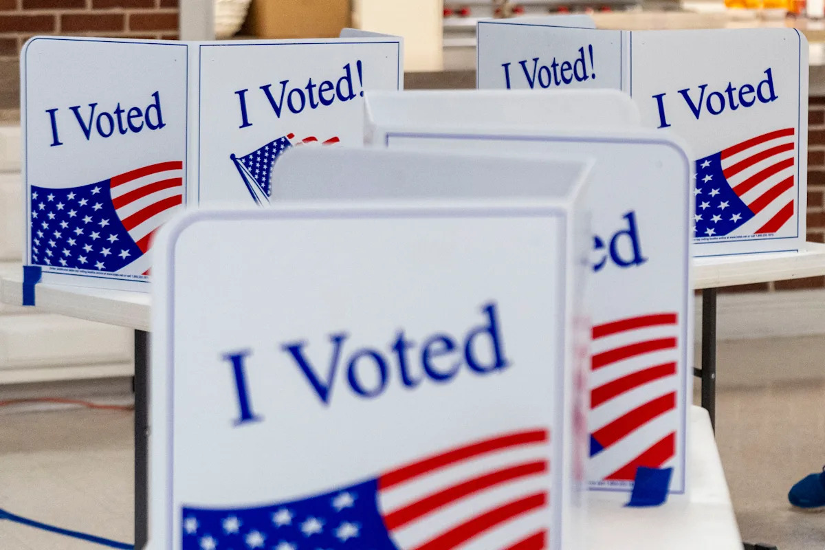 Former South Carolina elections director arrested after utilizing state card to purchase gas, brokers say Former South Carolina elections director arrested after utilizing state card to purchase gas, brokers say